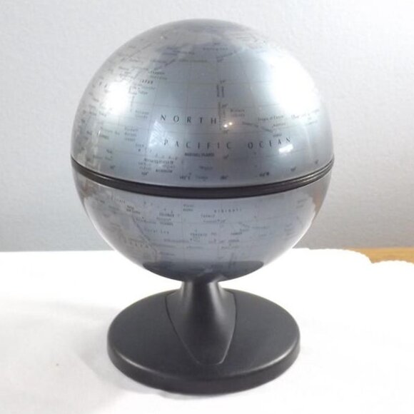 Vintage 2001's Replogle Globe 4.5" Diameter with Plastic Base - Picture 8 of 10